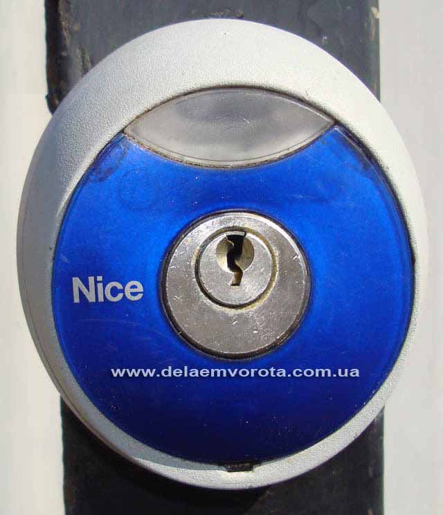 Ключ-кнопка для ворот NICE MOON