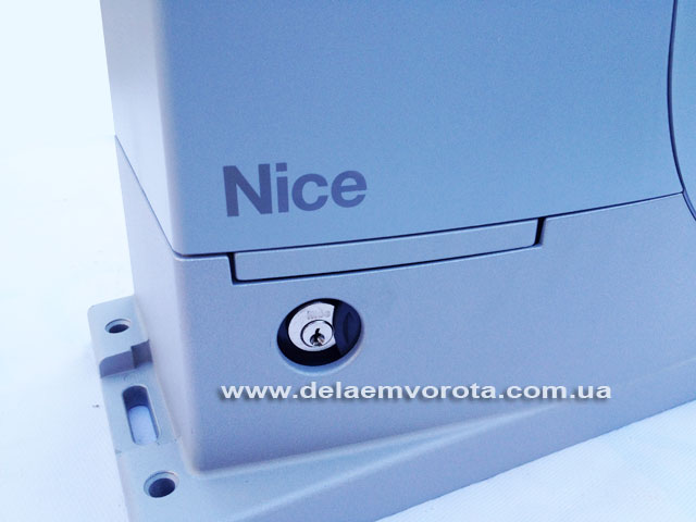 NICE ROBUS-600 автоматика для відкатних воріт