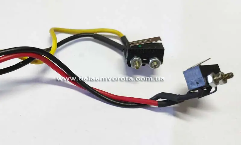 Мікроперемикачі (мікрікі) кінцевих вимикачів для гаражного привода GANT G1000-1200 (PROFESSIONAL PS-3000). Б/в